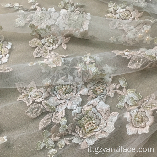 Tessuto da sposa di lusso con fiore lavorato a mano in rilievo